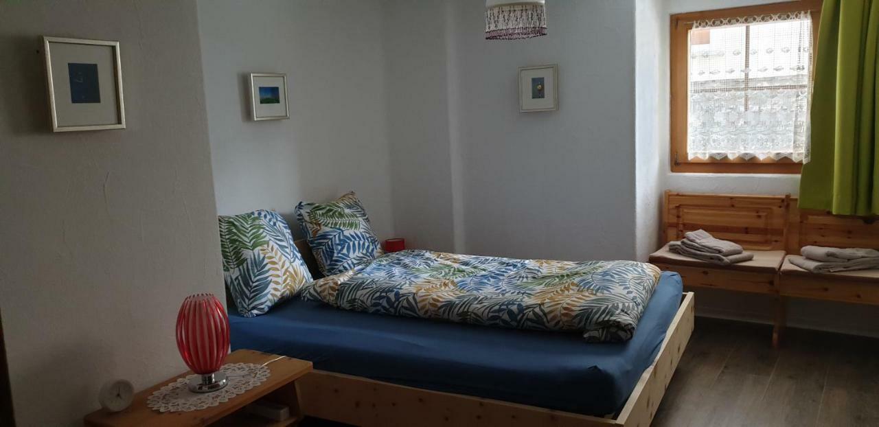 Apartamento Chasa Melchior Zernez Exterior foto